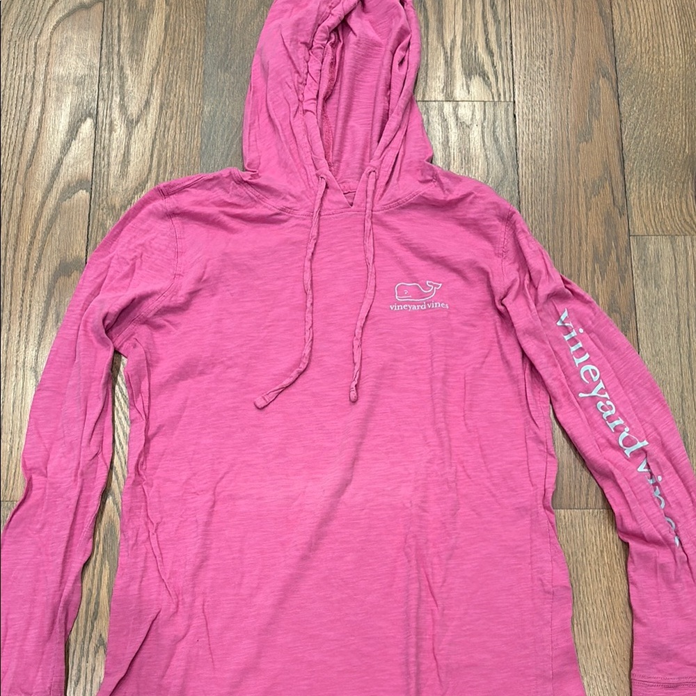 Vineyard Vines Pink Lonsleeve Top With Hood